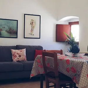 Сasa de vacaciones Palazzo Manfredi 37, Bari